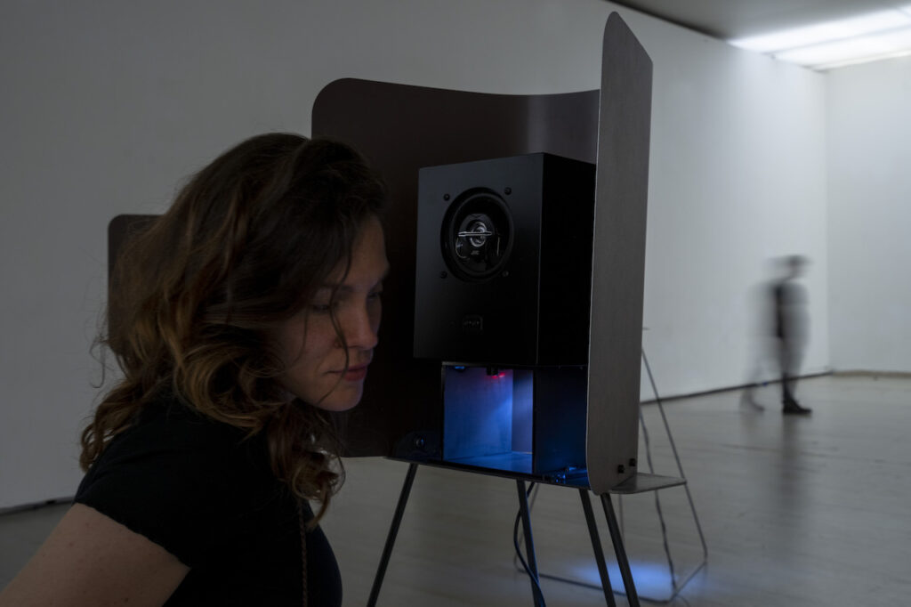 immagine per Eva Frapiccini, Dreamscape, installazione sonora, Museo Madre, Napoli, 2023, crediti Amedeo Benestante, Courtesy AlbumArte e Museo Madre.