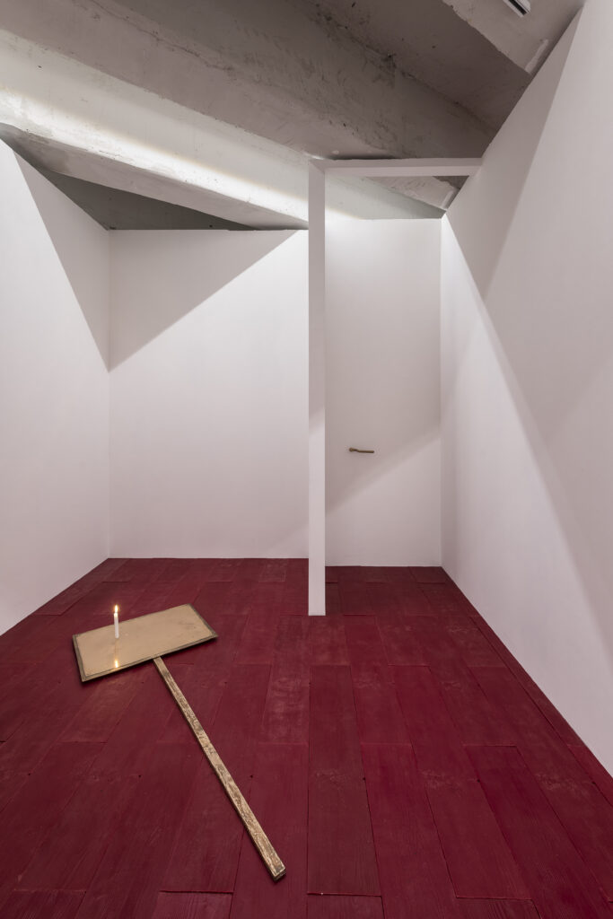 immagine per Francesco Arena, Il fulmine governa ogni cosa, Ph. Sebastiano Luciano, Courtesy Fondazione Nicola Del Roscio