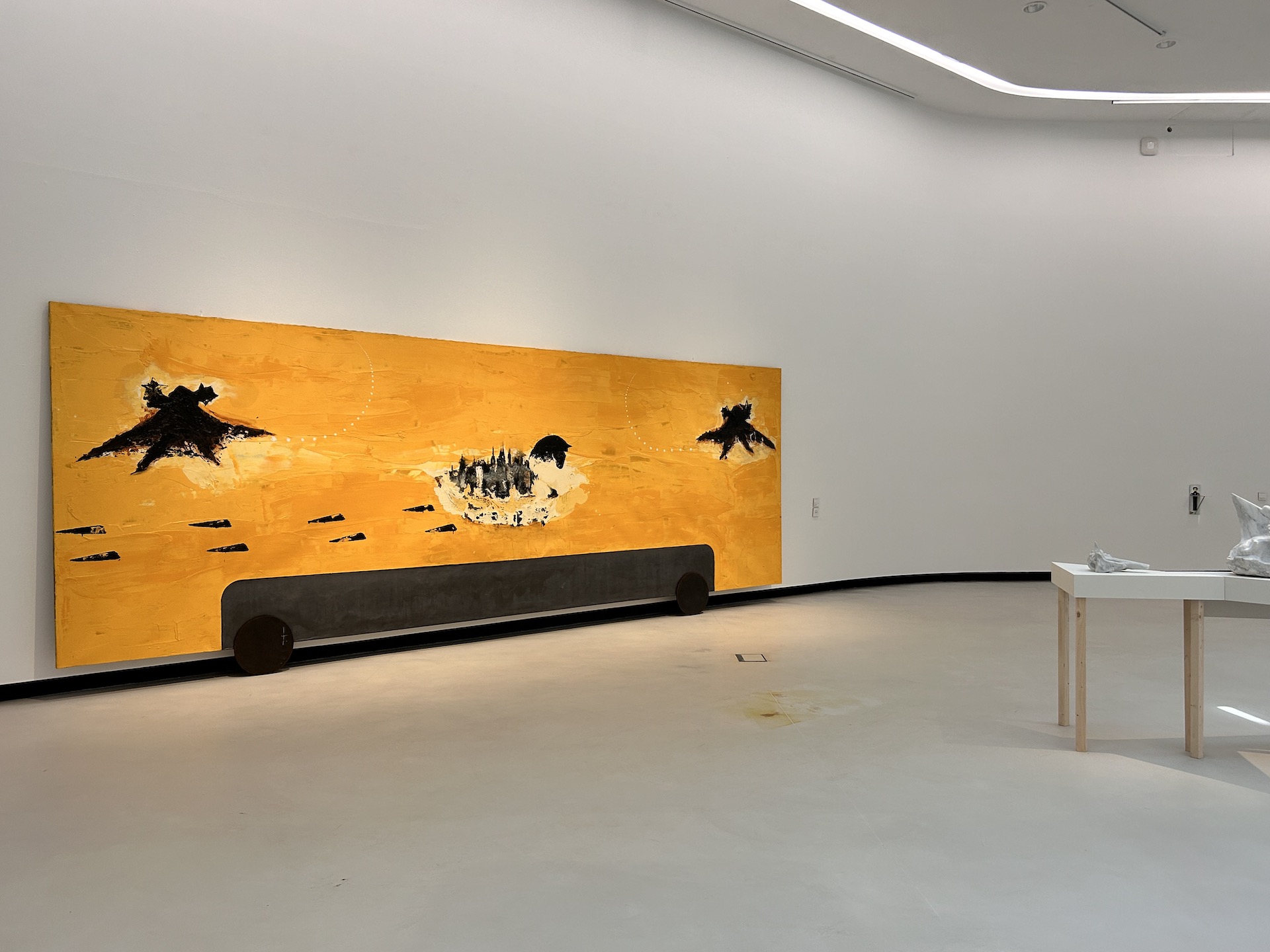 immagine per Mostra di Enzo Cucchi al MAXXI Roma - Foto di Francesco Cascino