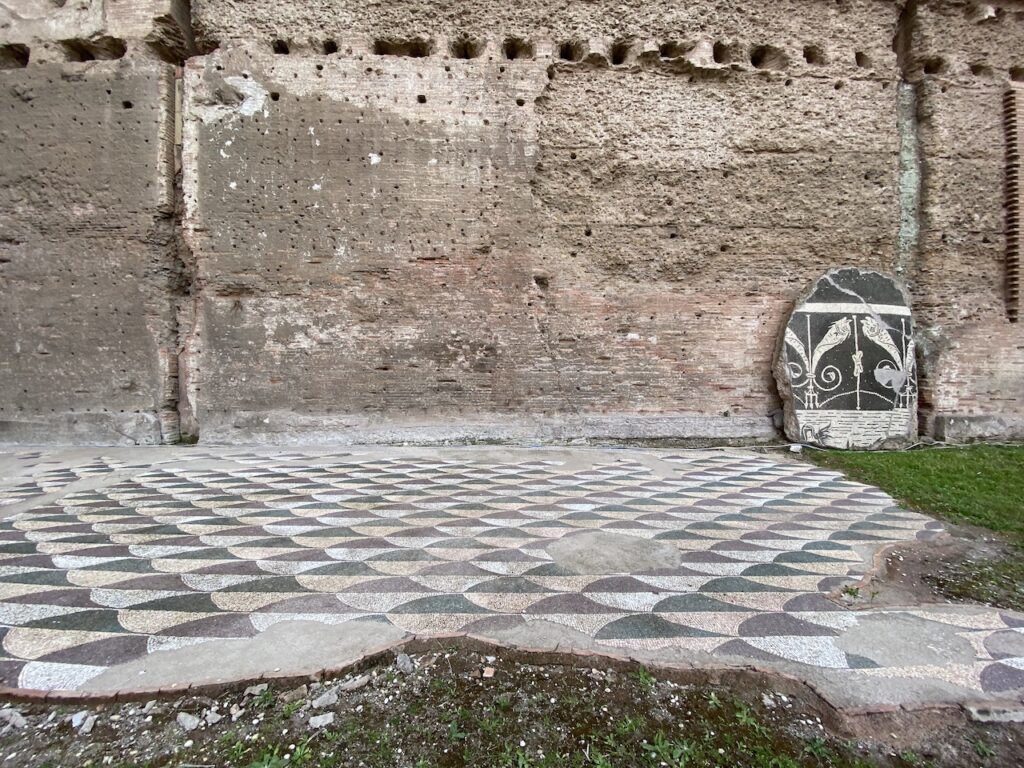 immagine per foto 3: Terme di Caracalla, Roma Credits: Roberto Civetta