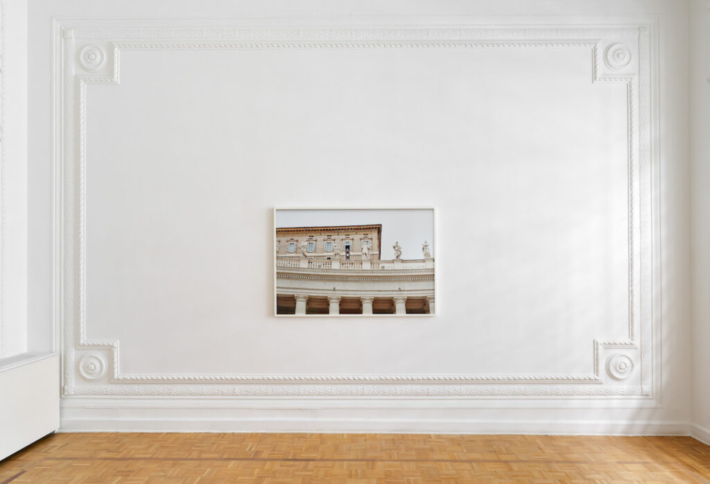 immagine per Catherine Opie. Walls, Windows and Blood alla Thomas Dane Gallery a Napoli
