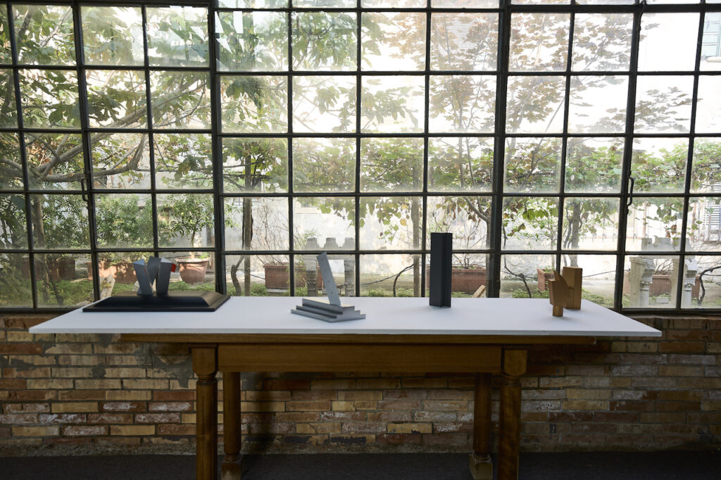 immagine per Install shot // Marcin Gierat
