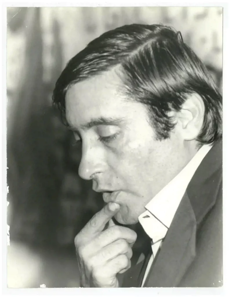 immagine per 1973, Bruno Pagnozzi durante un riunione politica di quartiere