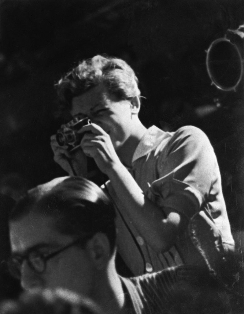 immagine per Robert Capa, Gerda Taro on the Spanish front at Guadalajara in 1937