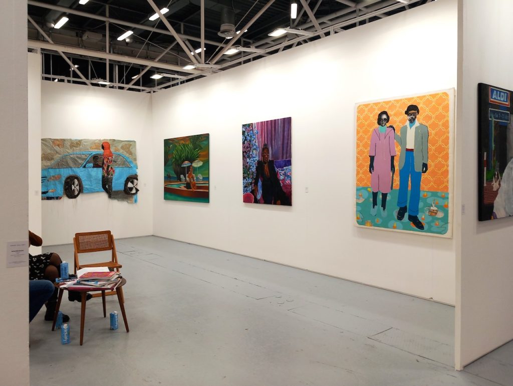 immagine per stand galleria Osart -pittura africana -ph. Barbara Martusciello