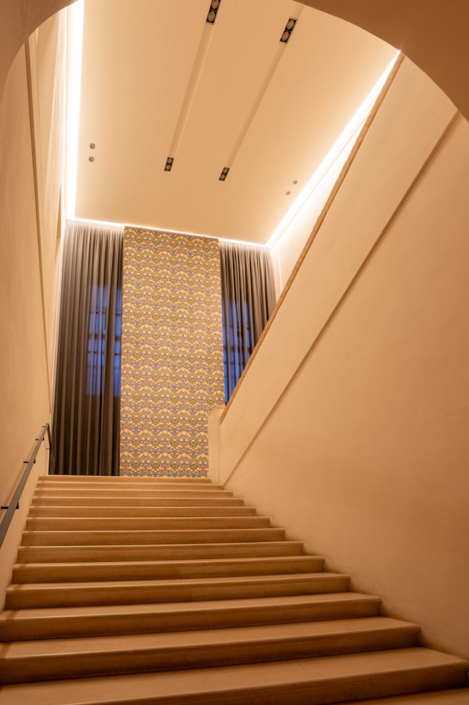 immagine per Installation view, Preraffaeliti. Rinascimento moderno, Museo Civico San Domenico, 2024; ph. Emanuele Rambaldi