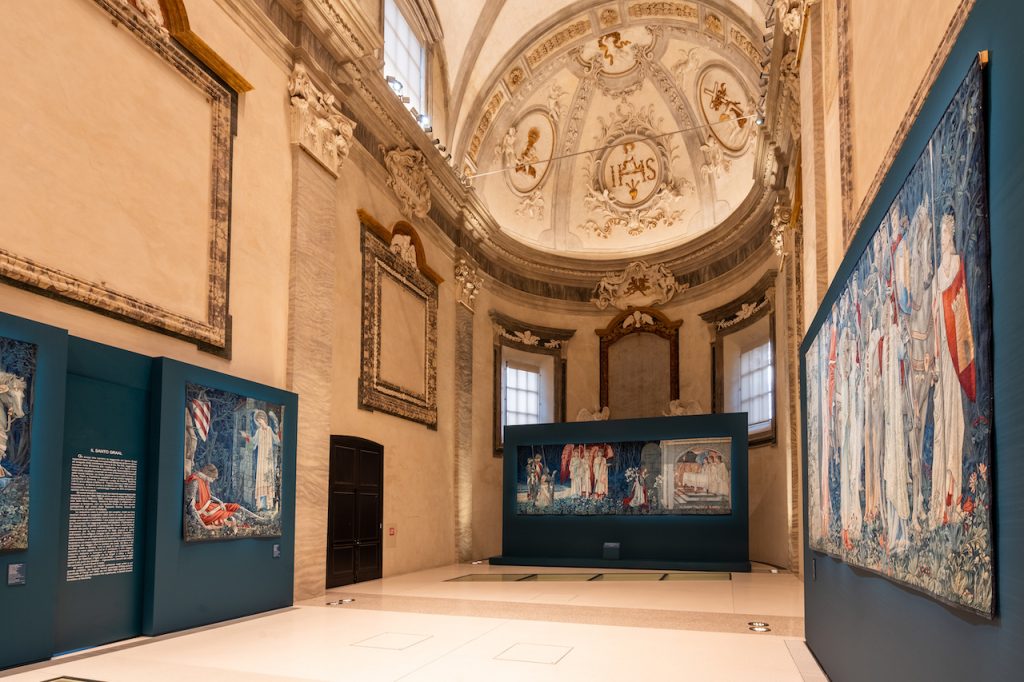 immagine per Installation view, Preraffaeliti. Rinascimento moderno, Museo Civico San Domenico, 2024; ph. Emanuele Rambaldi
