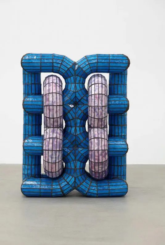 immagine per Untitled 2023 Stained glass 94 x 71 x 69 cm