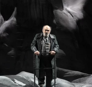 immagine per La parola al Teatro #103. Moby Dick alla prova. Il sacro si nasconde in un doppio teatrale