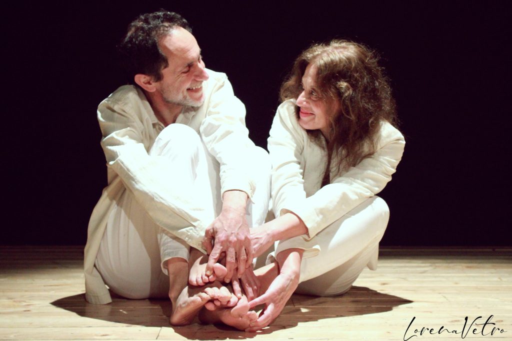 immagine per Piedi Nudi e Parole crude. Il teatro indossa le ali della danza e della poesia