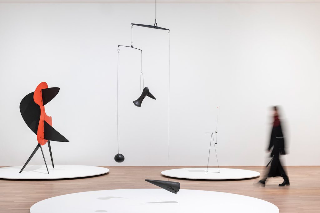 immagine per Veduta dell’allestimento “Calder. Sculpting Time,” MASI Lugano, Svizzera. Foto Luca Meneghel © 2024 Calder Foundation, New York / Artists Rights Society (ARS), New York