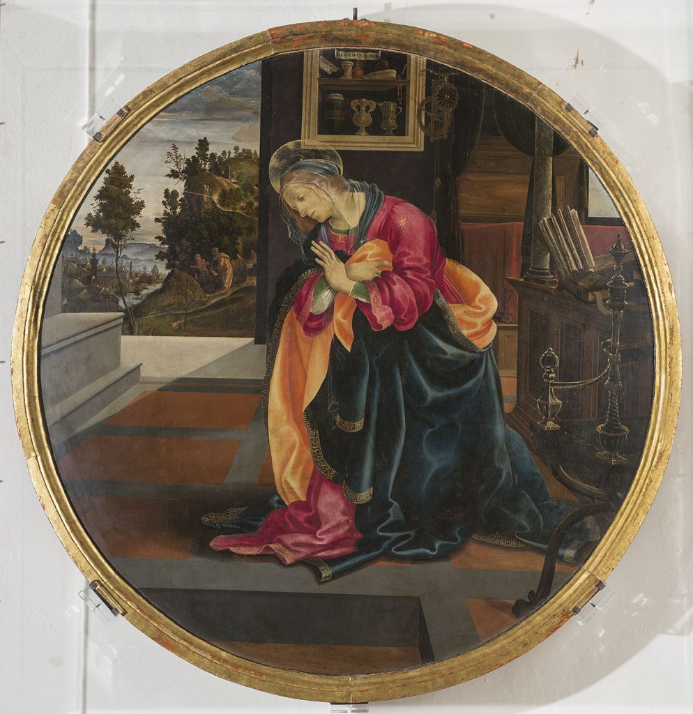 immagine per Filippino Lippi Vergine annunciata 1483-84 dipinto su tavola, diametro cm 110 San Gimignano (SI), Museo Civico