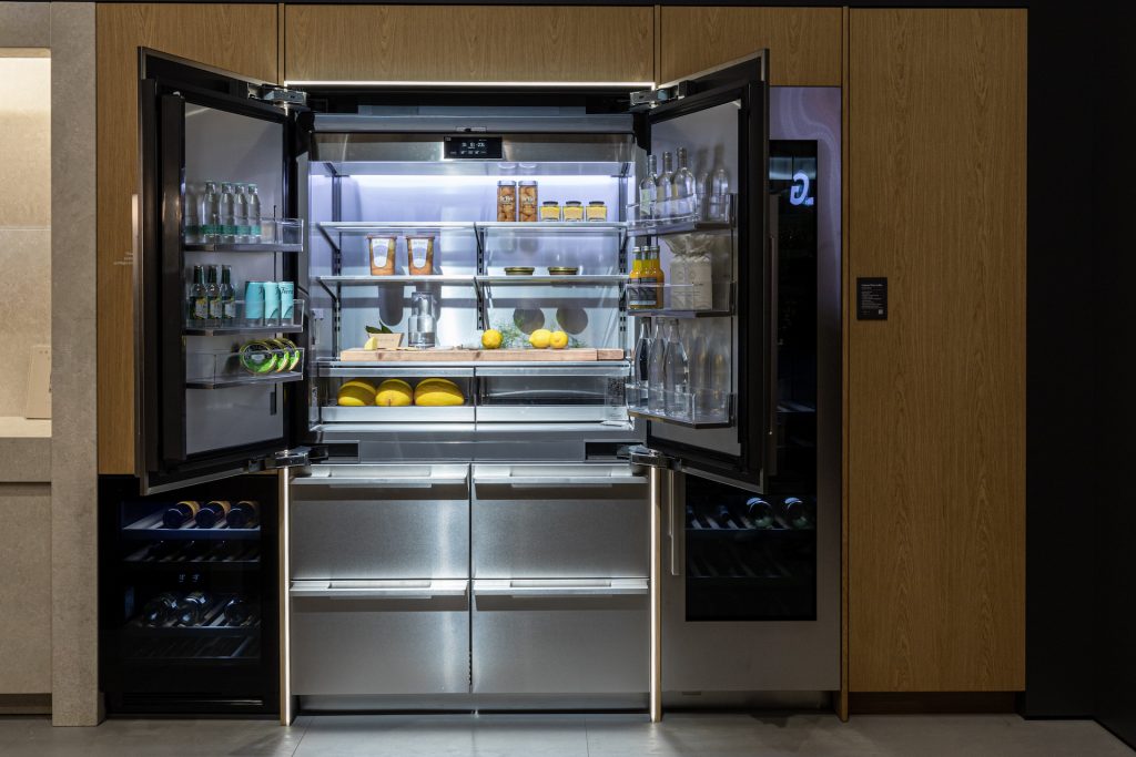 immagine per Salone del Mobile 2024 Eurocucina 2024 SIGNATURE KITCHEN Suite French Door48 . ph.Monica Spezia-Livinginside