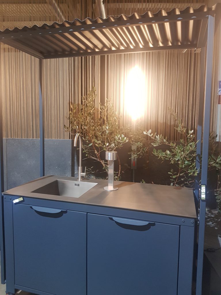 immagine per Salone del Mobile di Milano 2024. Eurocucina. Nello stand di Very Simple Kitchen. PhLTraversi