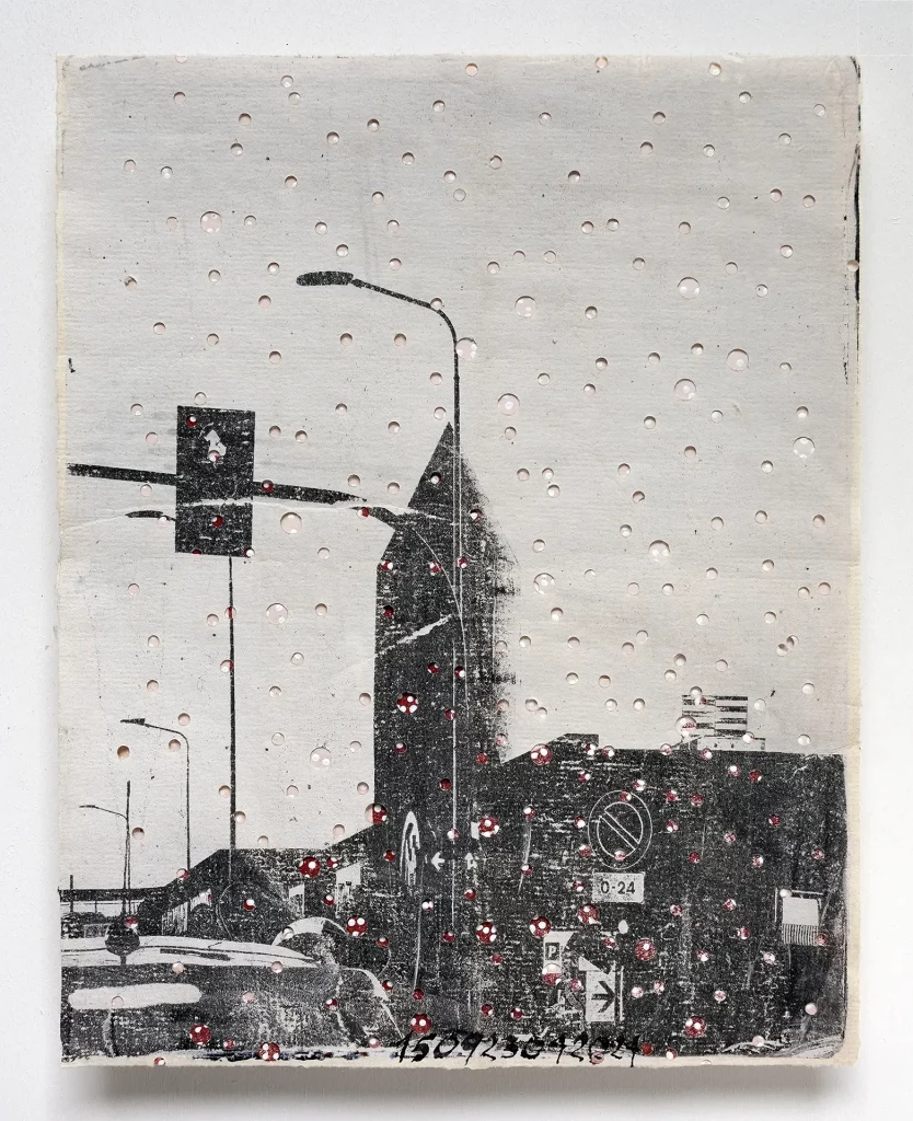 immagine per 150923042024, 2024, inchiostro e acrilico su carte, 25,5 x 20 cm, courtesy l’artista e RizzutoGallery
