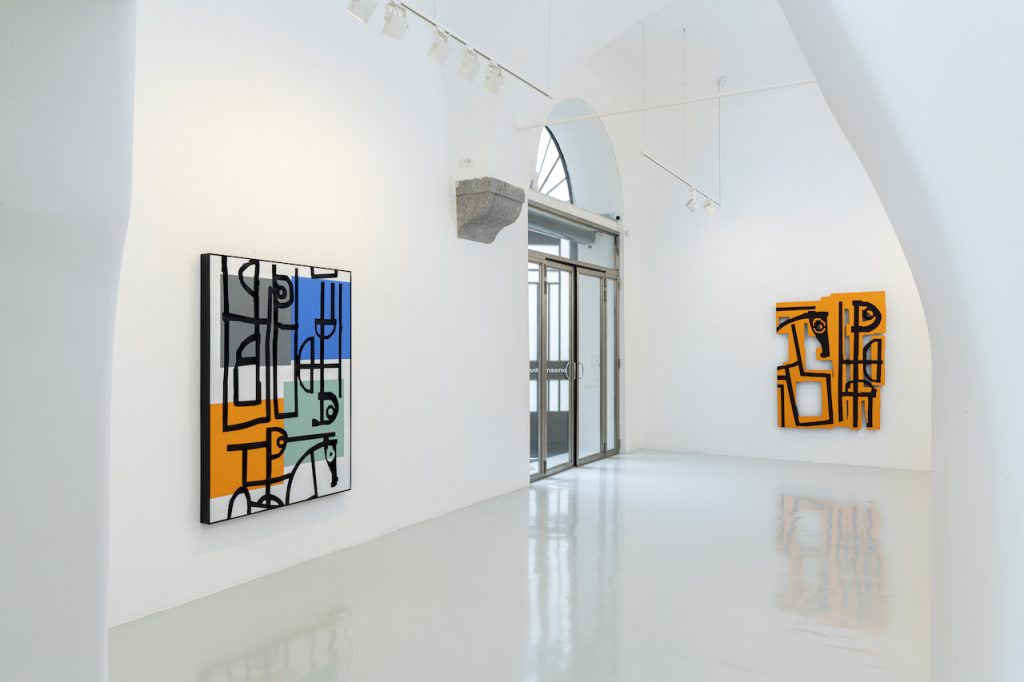 immagine per 7. Sergio Fermariello, installation view, courtesy l'artista e Studio Trisorio, ph Francesco Squeglia