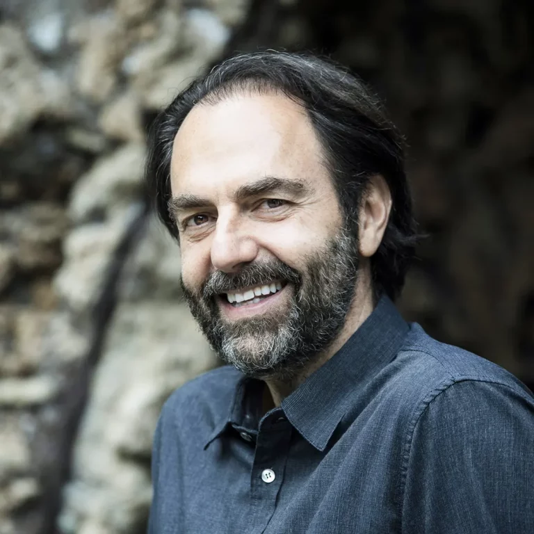 immagien per La parola al Teatro #110. Neri Marcorè e la rivincita delle ballate.