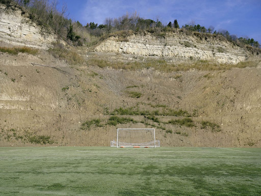 immagine per Silvia Camporesi. Frana su campo sportivo