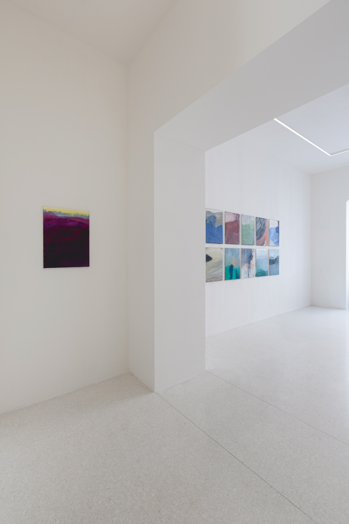 immagine per Richard Hearns, The Living Mountain. Installation shot, Cadogan Gallery, 2024. Photo credit: Pietra Studio. Courtesy: Cadogan Gallery.