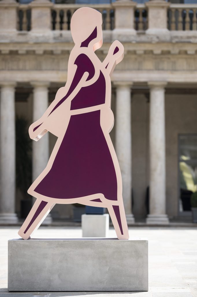 immagine per Portrait Milano - Walking in Milan