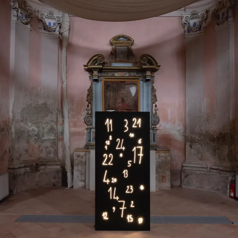 immagine per Il Tempo storico e quello sacro. L'infinito nella ricerca di Andrea Bianconi