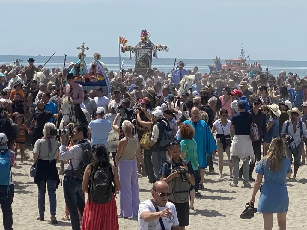 immagine per Les Santes Maries de la Mer – Camargue Gens du Voyage
