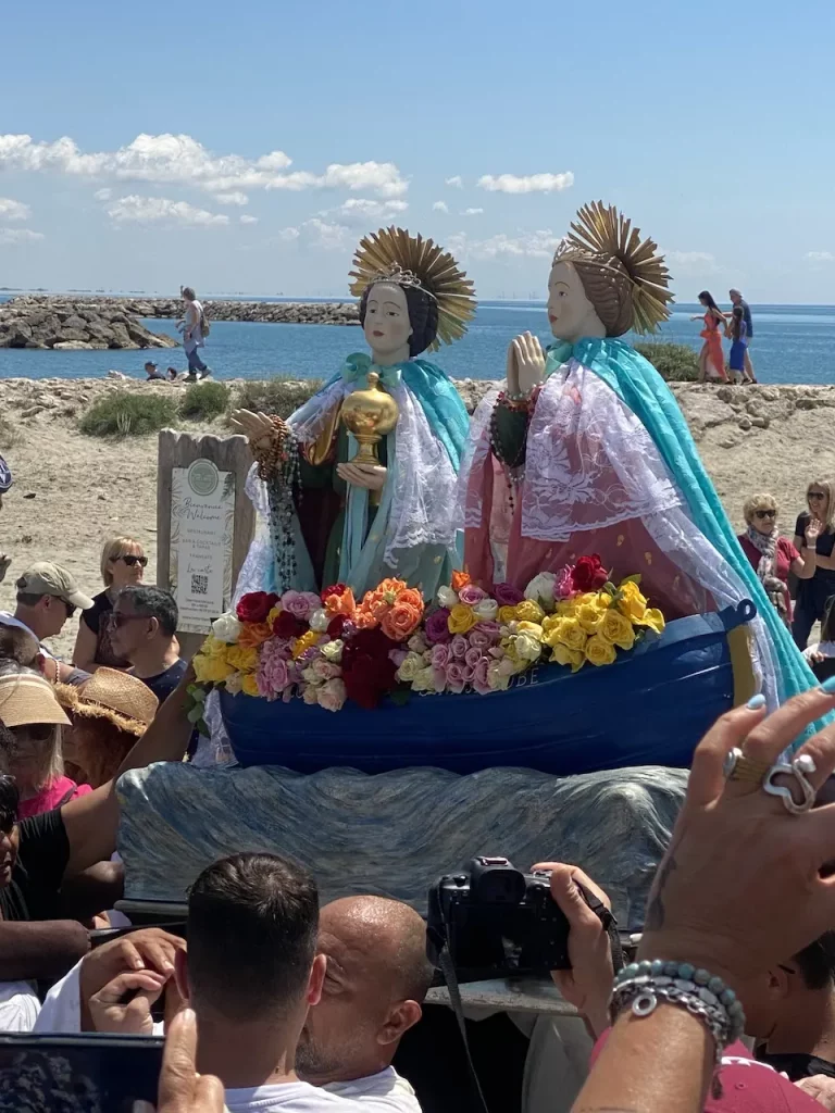 immagine per Les Santes Maries de la Mer – Camargue Gens du Voyage