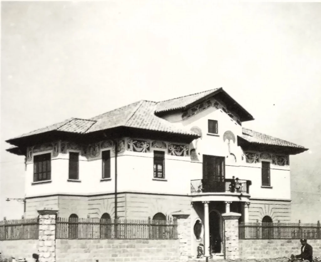immagine per 07. Arborea palazzina del direttore - foto Museo Bonifica