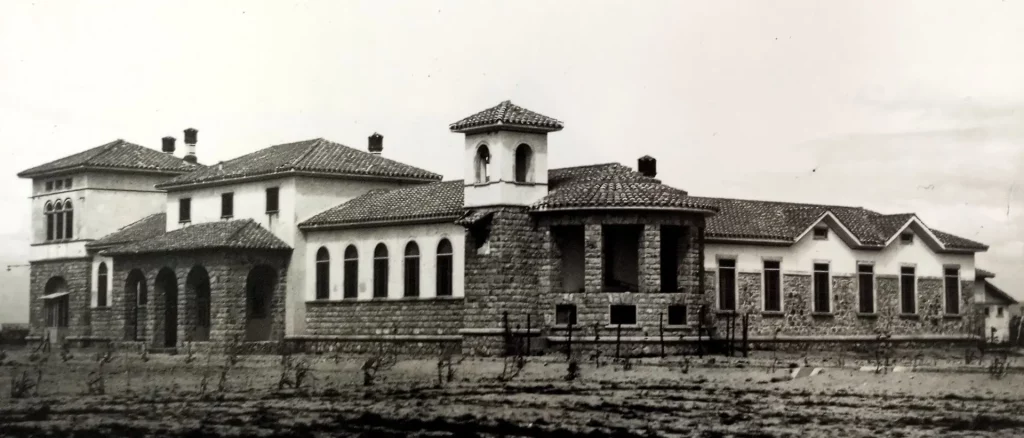 immagine per 08. Arborea l'ospedale - foto Museo Bonifica