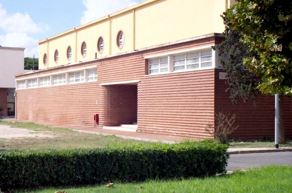 immagine per 10. Arborea. Ex casa Balilla