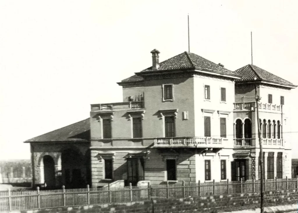immagine per 14. Arborea villa del presidente - foto Museo Bonifica