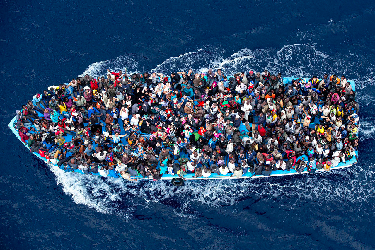 immagie per Massimo Sestini. Zenit della fotografia. La foto Mare Nostrum