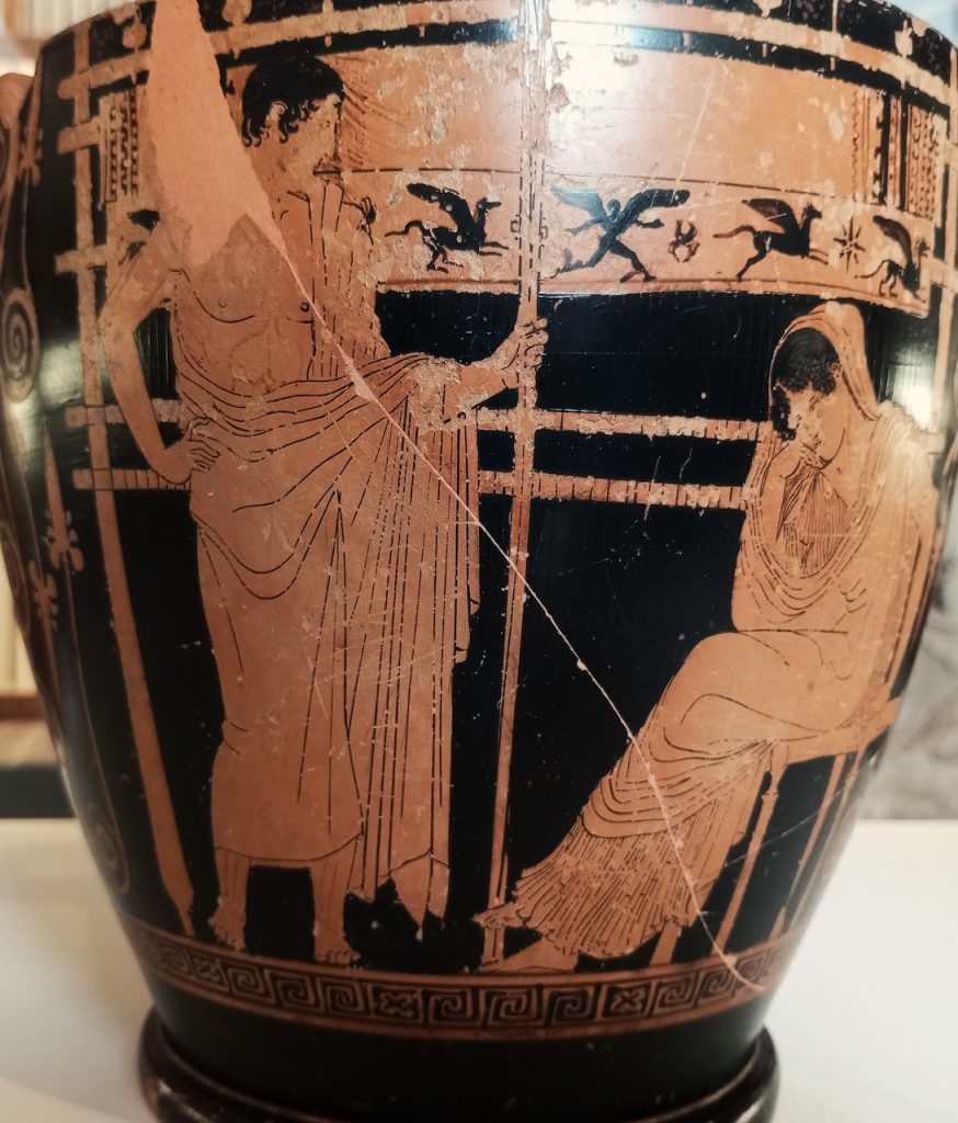 immagine per Skyphos attico a figure rosse del Pittore di Penelope - circa 440 a.C. - Museo Nazionale Etrusco di Chiusi
