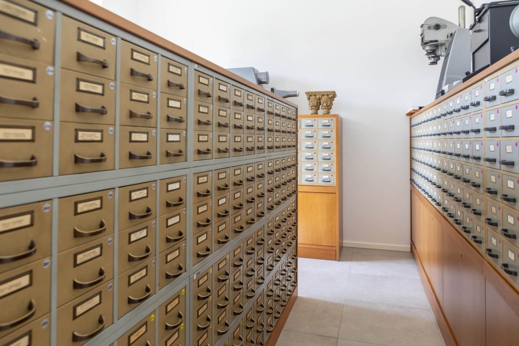immagine per Gli schedari della Fototeca del KHI © Bärbel Reinhard / Kunsthistorisches Institut in Florenz – Max-Planck-Institut