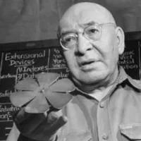 immagine per Alfred Korzybski
