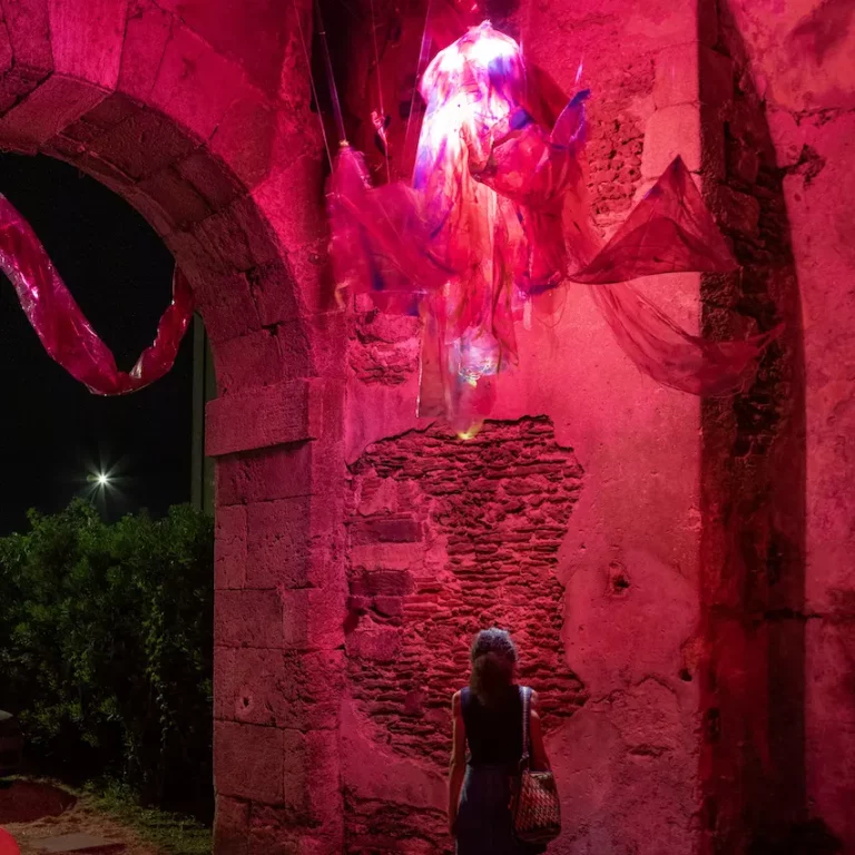 immagine per When in Rome. Al di là della periferia della pelle. 5 artisti in una mostra itinerante e politica.