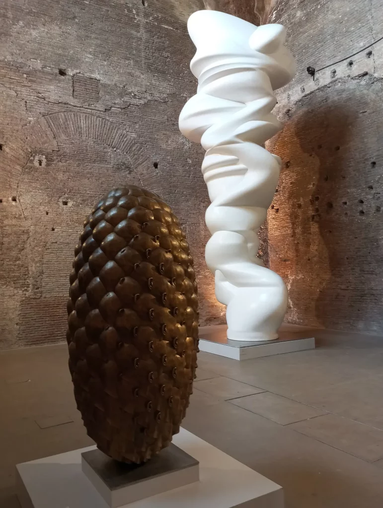 immagine per Tony Cragg. MNR Terme Diocleziano. A sin. We 2015