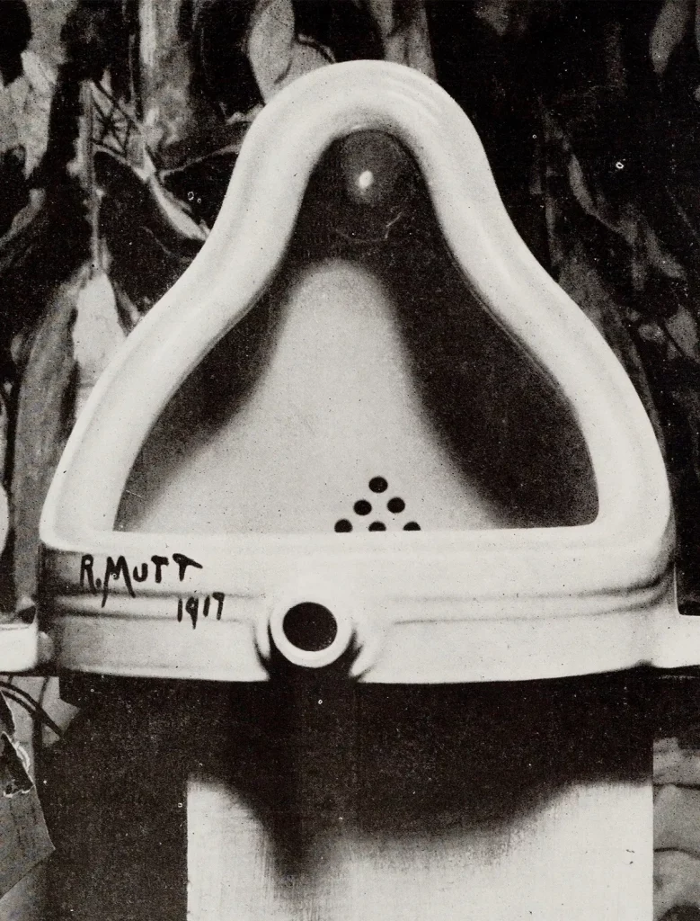 immagine per Falsificazione nell'arte - Marcel Duchamp - Fountain by R. Mutt, 1917 - Photograph by Alfred Stieglitz