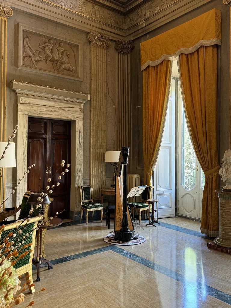immagine per Foto 15: Salone delle muse, Villa Bonaparte, sede dell’Ambasciata di Francia presso la Santa Sede, Roma Credits: Roberto Civetta