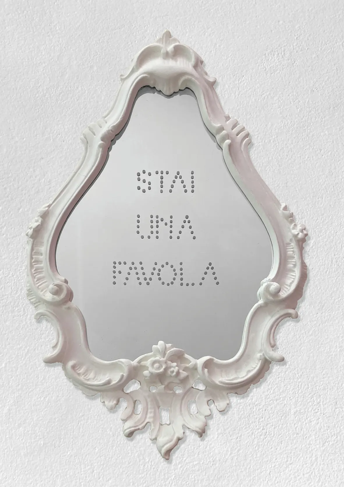 immagine per Francesco Impellizzeri - Stai una favola, 2024, pittura su specchio e cornice dipinta cm 55x36