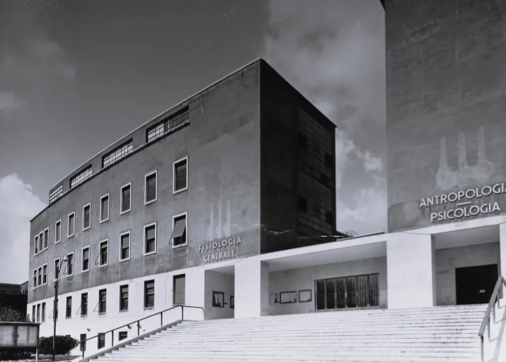 immagine per Roma Gabriele Basilico - Città Universitaria La Sapienza 1985