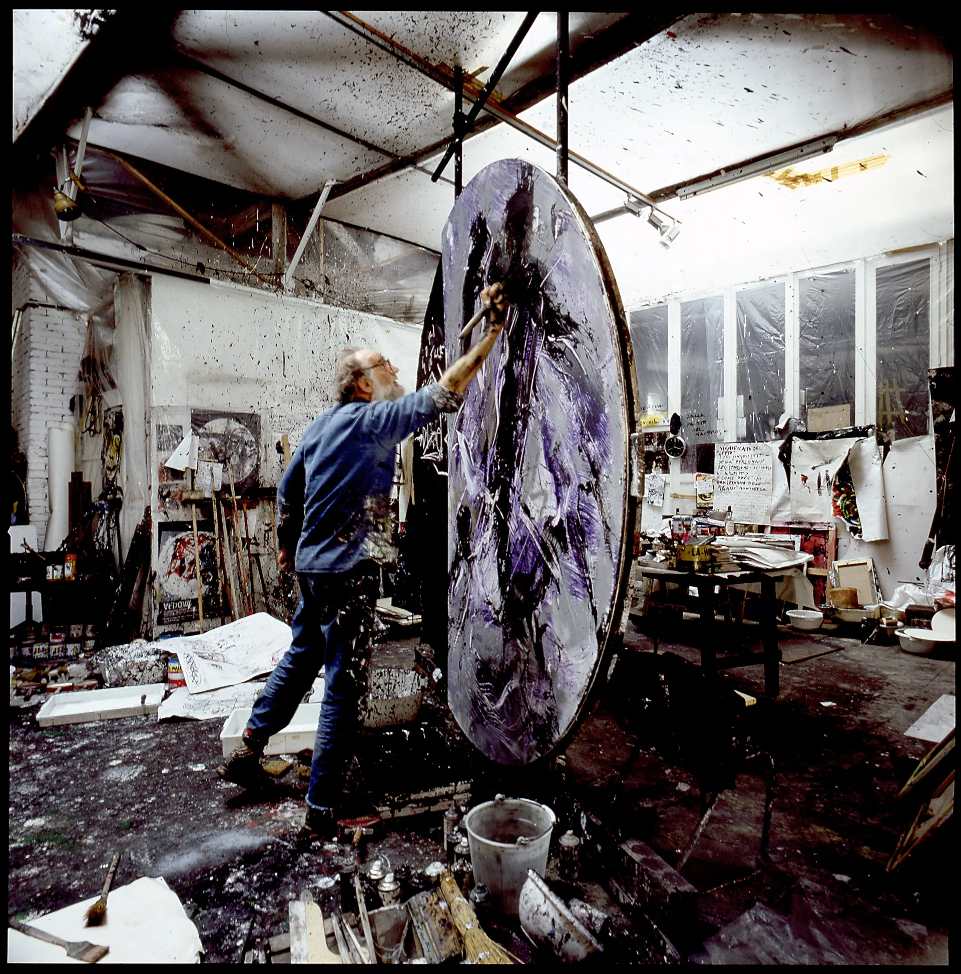 immagine per Emilio Vedova al lavoro su Non Dove 1988 - III 1988 Ph. Aurelio Amendola, Pistoia Fondazione Emilio e Annabianca Vedova, Venezia