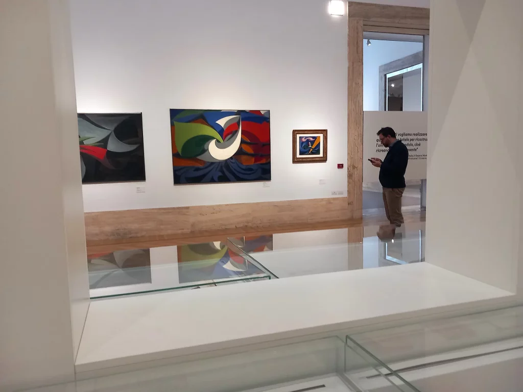 immagine per sala -dalla mostra Il Tempo del Futurismo -GNAM-C, Roma, 2024 -ph. Paolo Di Pasquale