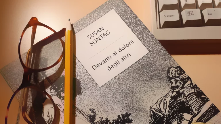 immagine per Davanti al dolore degli altri. Susan Sontag racconta la guerra attraverso le immagini