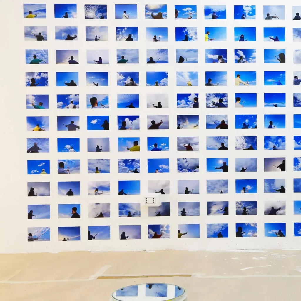 immagine per Painting clouds, (2024), installation view2. Courtesy the artist.
