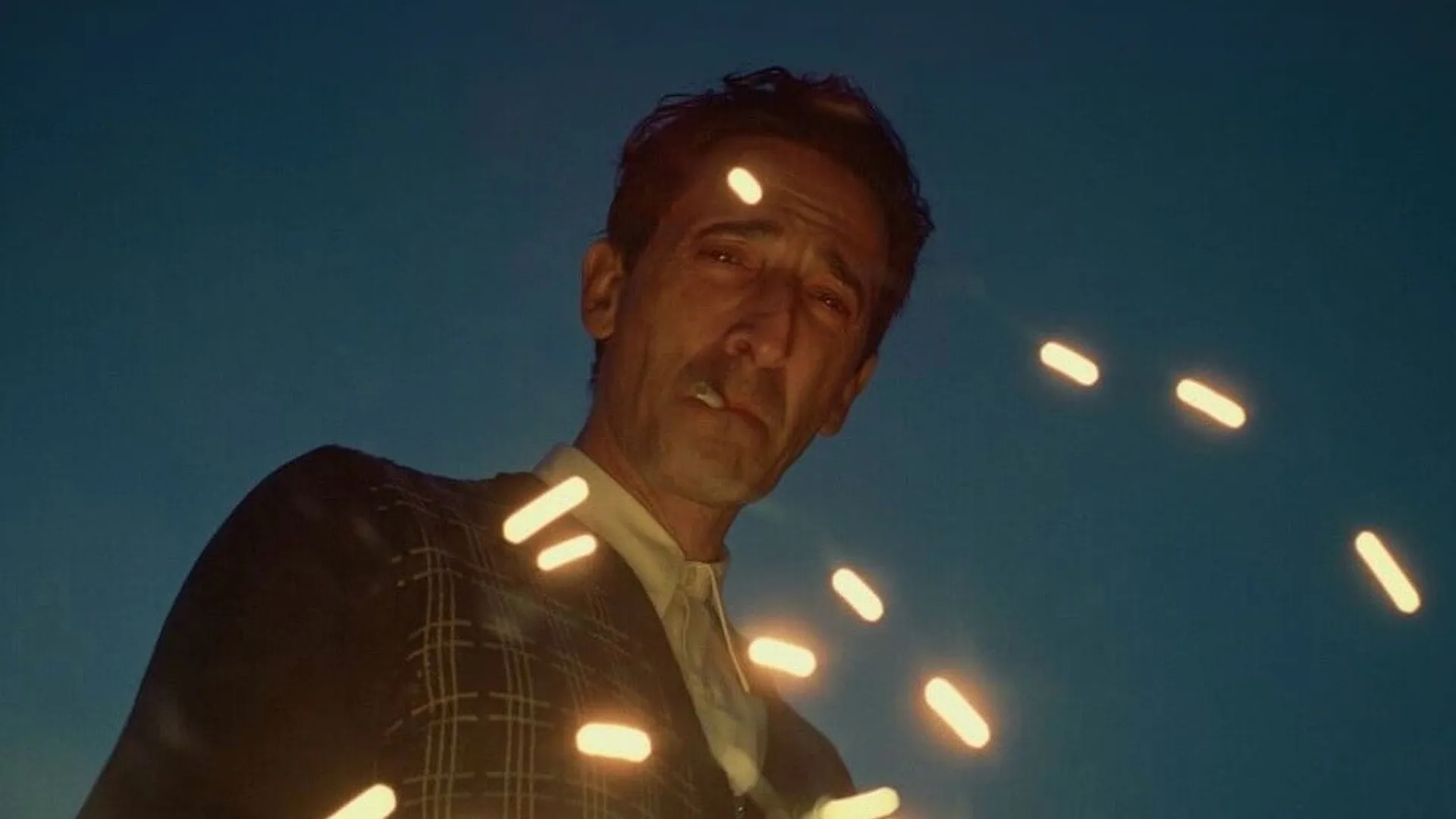 immagine per Adrien Brody. The Brutalist di Brady Corbet. Dualismo genio e capitale creano il mondo futuro
