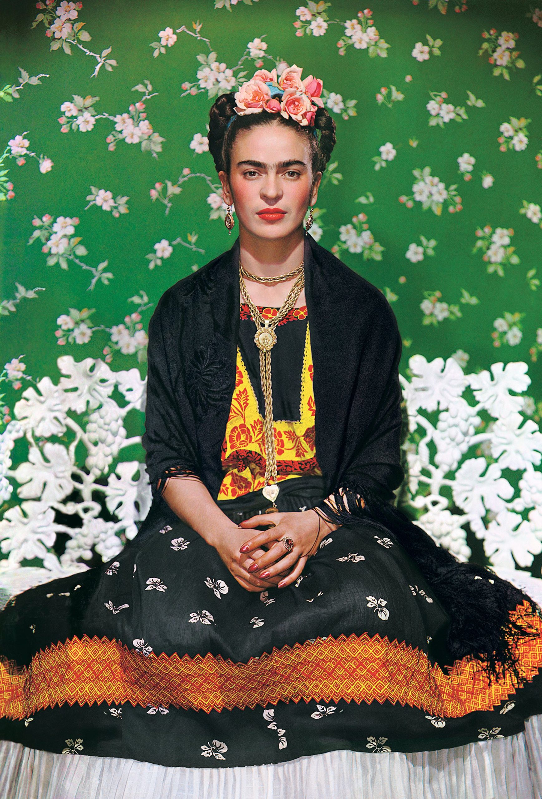 immagine per Frida on White Bench, New Yrk, 1939. Digital pigment on Hahnemuhle Photo Rag paper. Nickolas Muray