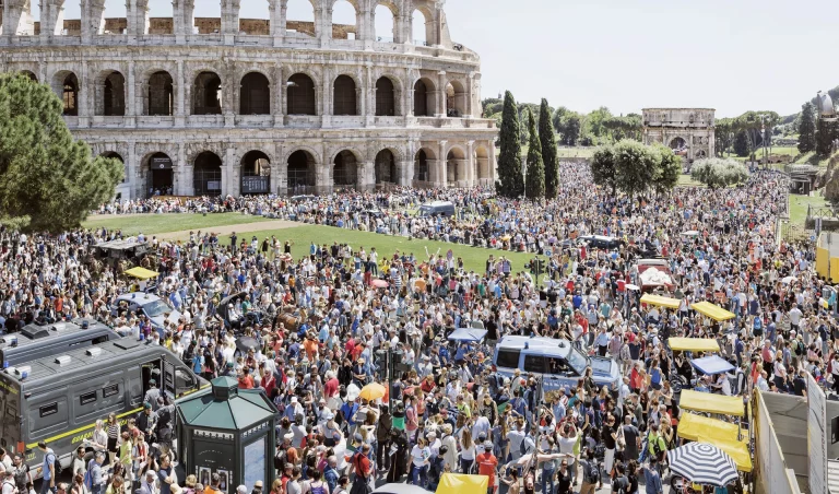 immagine per L’arte fuori orario. Contro il tempo della visione rapida