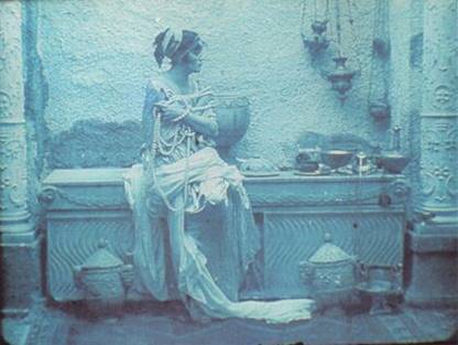 immagine per Marga Sevilla in Il mistero di Galatea. Regia e Produzione: Giulio Aristide Sartorio (Italia 1918)