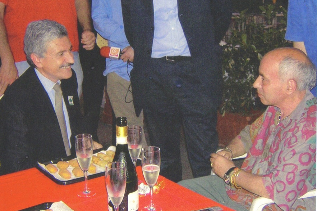 Vezio (bla bla). Piccola storia romana tra PCI, L’Unità e caffè Bar ...